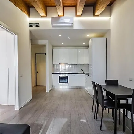 Lux Apartment 2 Milano Metro M2-3